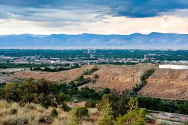 Grand Junction spread across the Grand Valley with the Book Cliffs behind